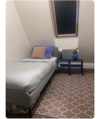 Hébergement contre service 