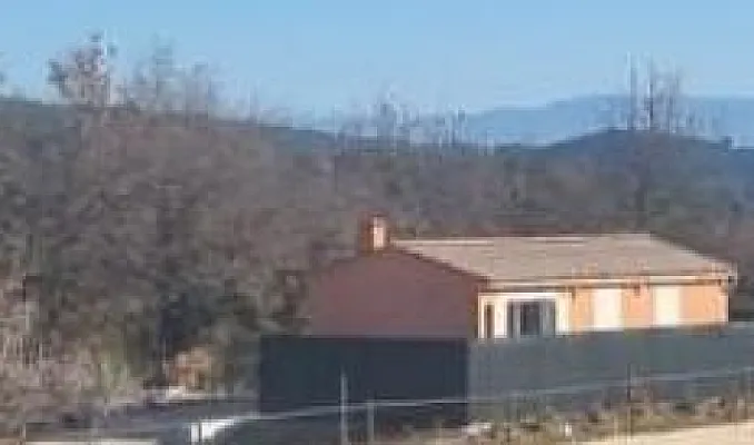 Maison 55m² contre gardiennage et soins chevaux - (84)