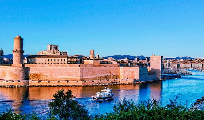 Grande maison avec jardin 