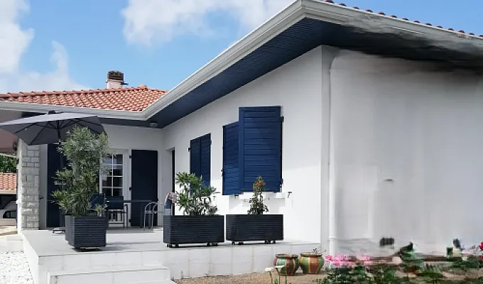 Chambre dans maison contre garde à domicile pour épouse présentant des troubles de mémoire