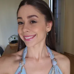 Laura C.