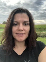 Aude L.