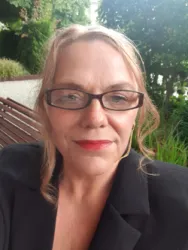Sandrine  C.