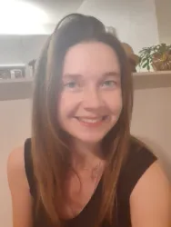Nina S.