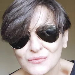 Sandrine  C.