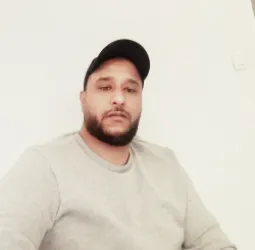 Mohamed  R.