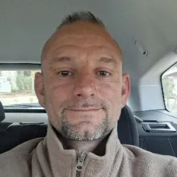 Julien D.