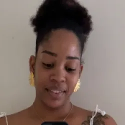 Maelle M.