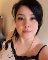 Claudia B.