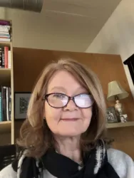 Elisabeth R.