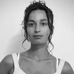 Léna  L.