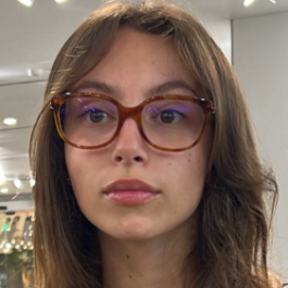 Inès S.