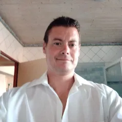 Alexandre R.