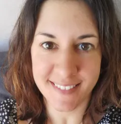 Valérie F.