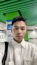 Qiang L.