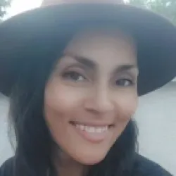 Sara B.