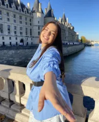 Dounia B.