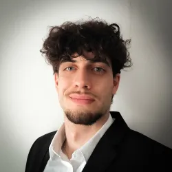 Luca G.