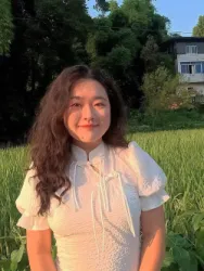Jiajia L.