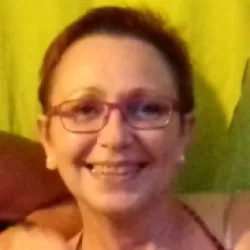 Yolande  L.