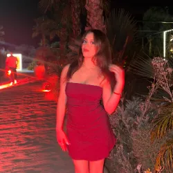 Dounia  F.