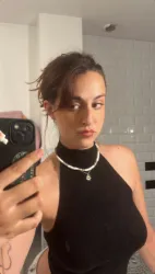 Chloé R.