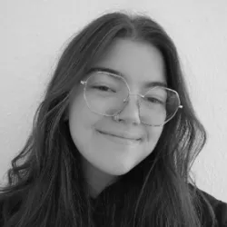Angélina W.