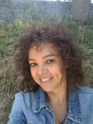 Lurdiana G.