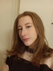 Laura L.