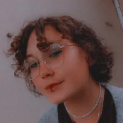 Yana T.