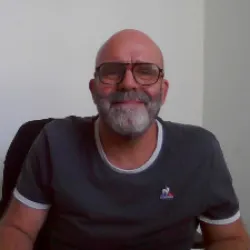 Nicolas S.