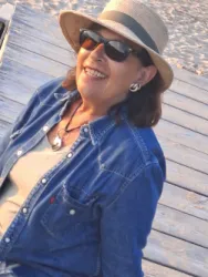 Claudine  B.