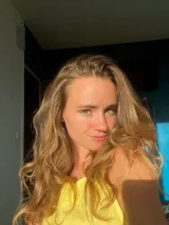 Maya E.