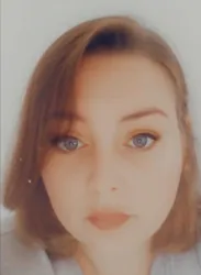 Laura R.