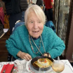 Joëlle R.