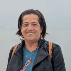 Claudine B.