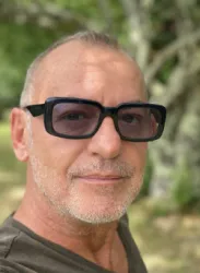LUC M.