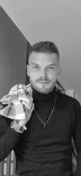 Julien M.