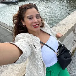 Jaqueline  D.