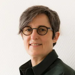 Alex Carine F.