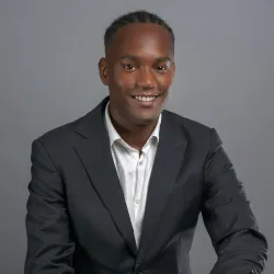 Nicolas L.