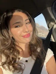 Amira  B.