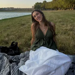 Clara L.