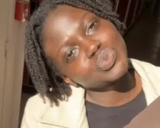 Ndeye oumy L.