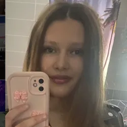 Lia C.