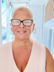 MARTINE  D.