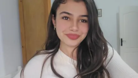 Lyna B.