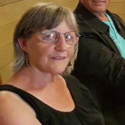 Évelyne D.