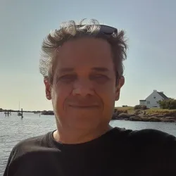 Sylvain L.