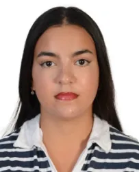 Yasmine C.
